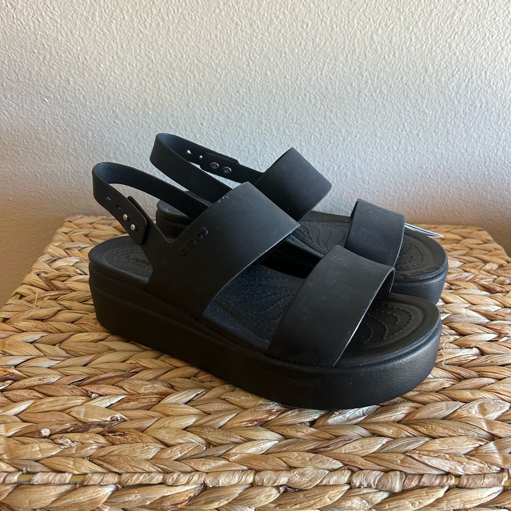 CROCS Black Platform Brooklyn Low Wedge Sandal